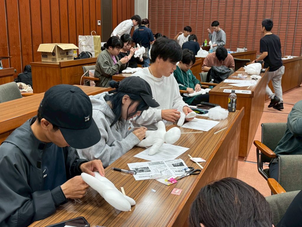 251005連合岡山キワニスドール製作会の写真